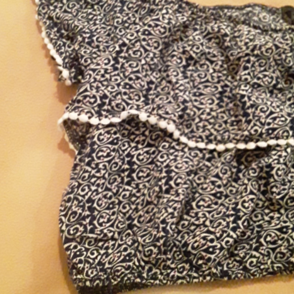 Crop top - Picture 3 of 4